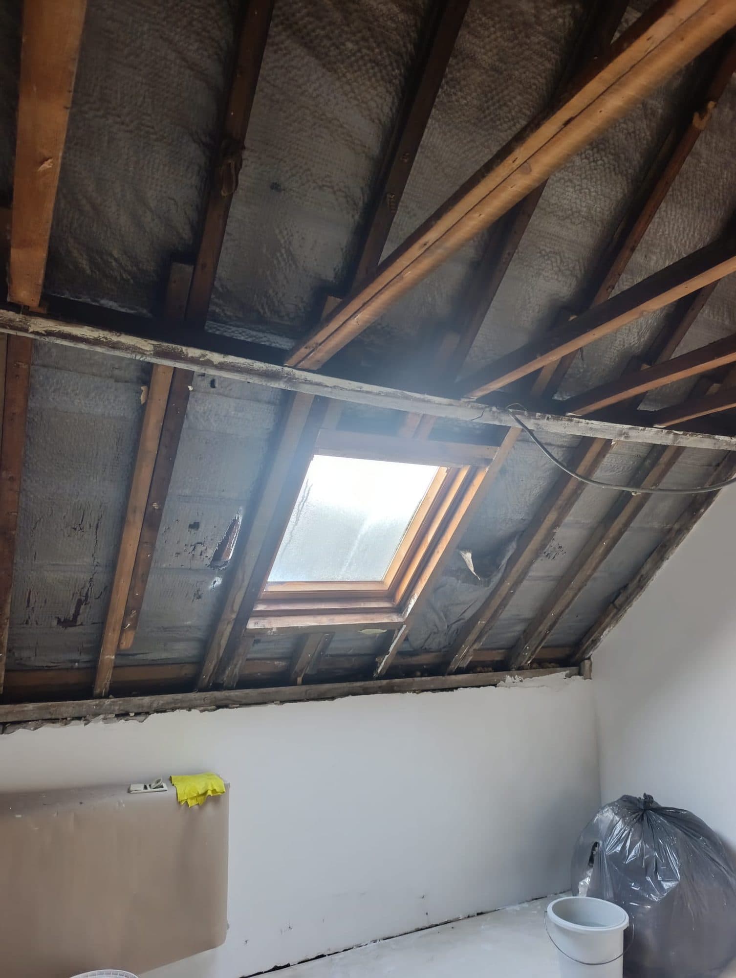 Dak- en zolderrenovatie Gent voor de werken